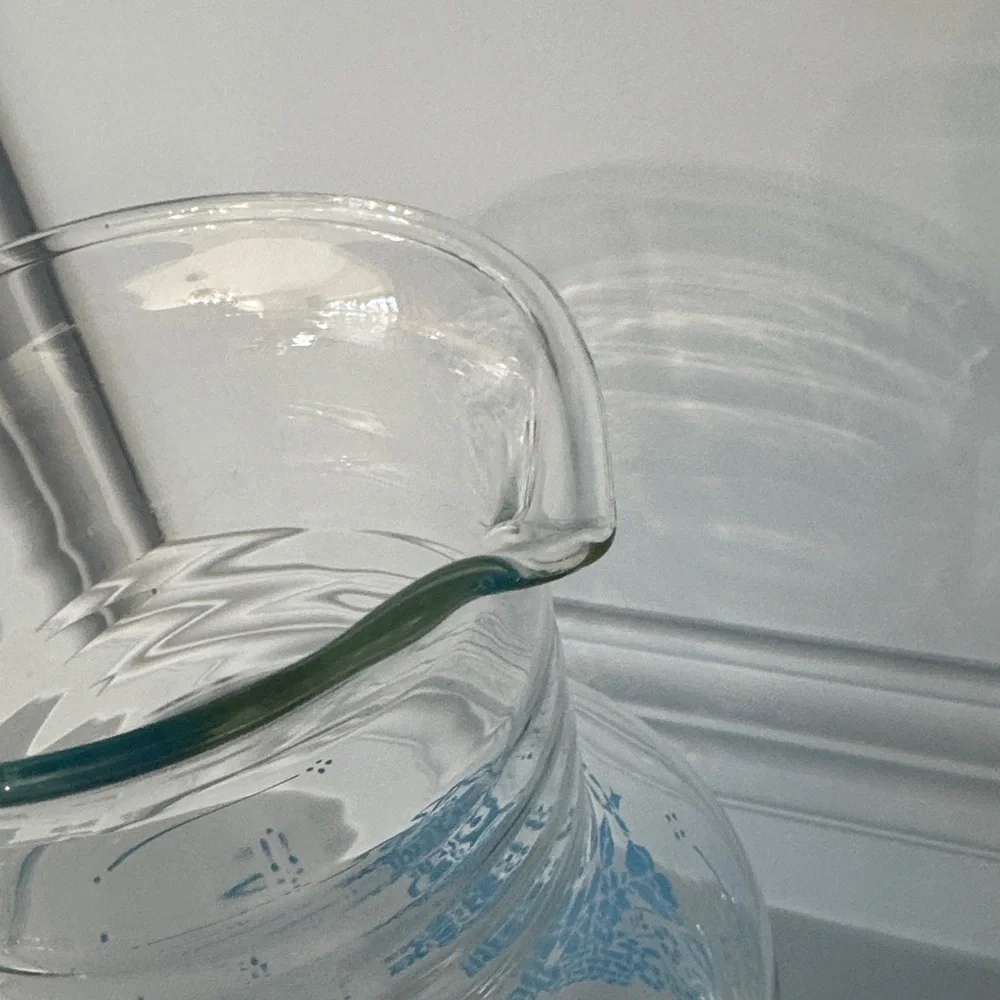 Pyrex Vintage Glass Pitcher with Cornflower Blue Pattern - Picture 5 of 9